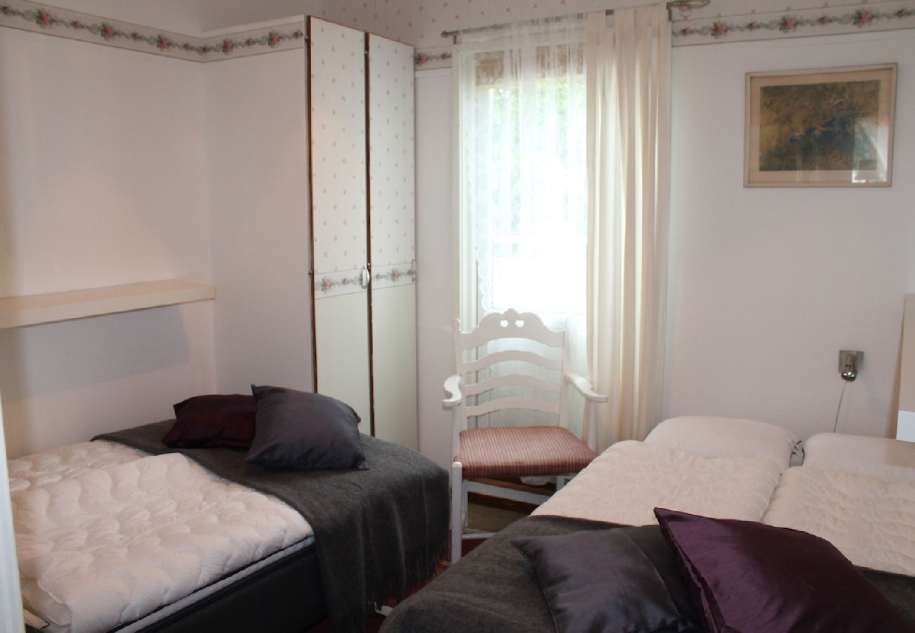 Ferienwohnung in Ulricehamn - Familienfreundliche Ferienapartments am See Asunden