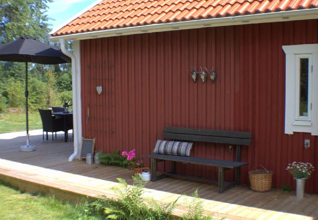 Ferienhaus in Lammhult - Ferienhaus mit Internet und Sauna und Boot am See Stråken in Småland Ferienhaus in Lammhult - Ferienhaus mit Internet und Sauna und Boot am See Stråken in Småland
