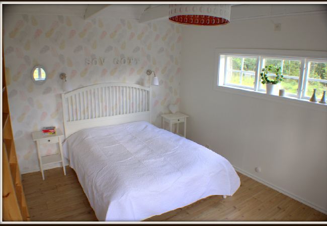 Ferienhaus in Lammhult - Ferienhaus mit Internet und Sauna und Boot am See Stråken in Småland Ferienhaus in Lammhult - Ferienhaus mit Internet und Sauna und Boot am See Stråken in Småland