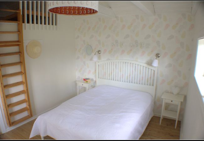 Ferienhaus in Lammhult - Ferienhaus mit Internet und Sauna und Boot am See Stråken in Småland Ferienhaus in Lammhult - Ferienhaus mit Internet und Sauna und Boot am See Stråken in Småland