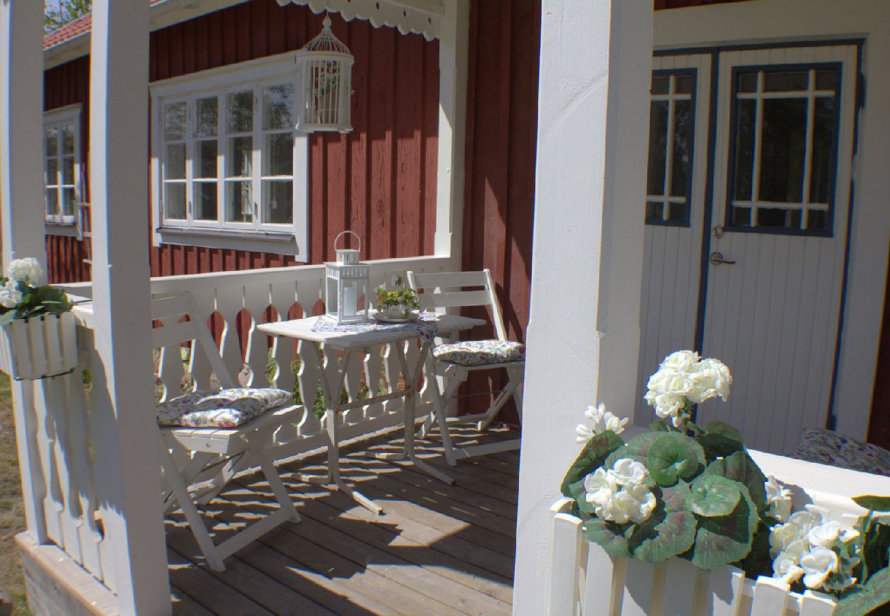 Ferienhaus in Lammhult - Ferienhaus mit Internet, Sauna und Motorboot am See Stråken in Småland