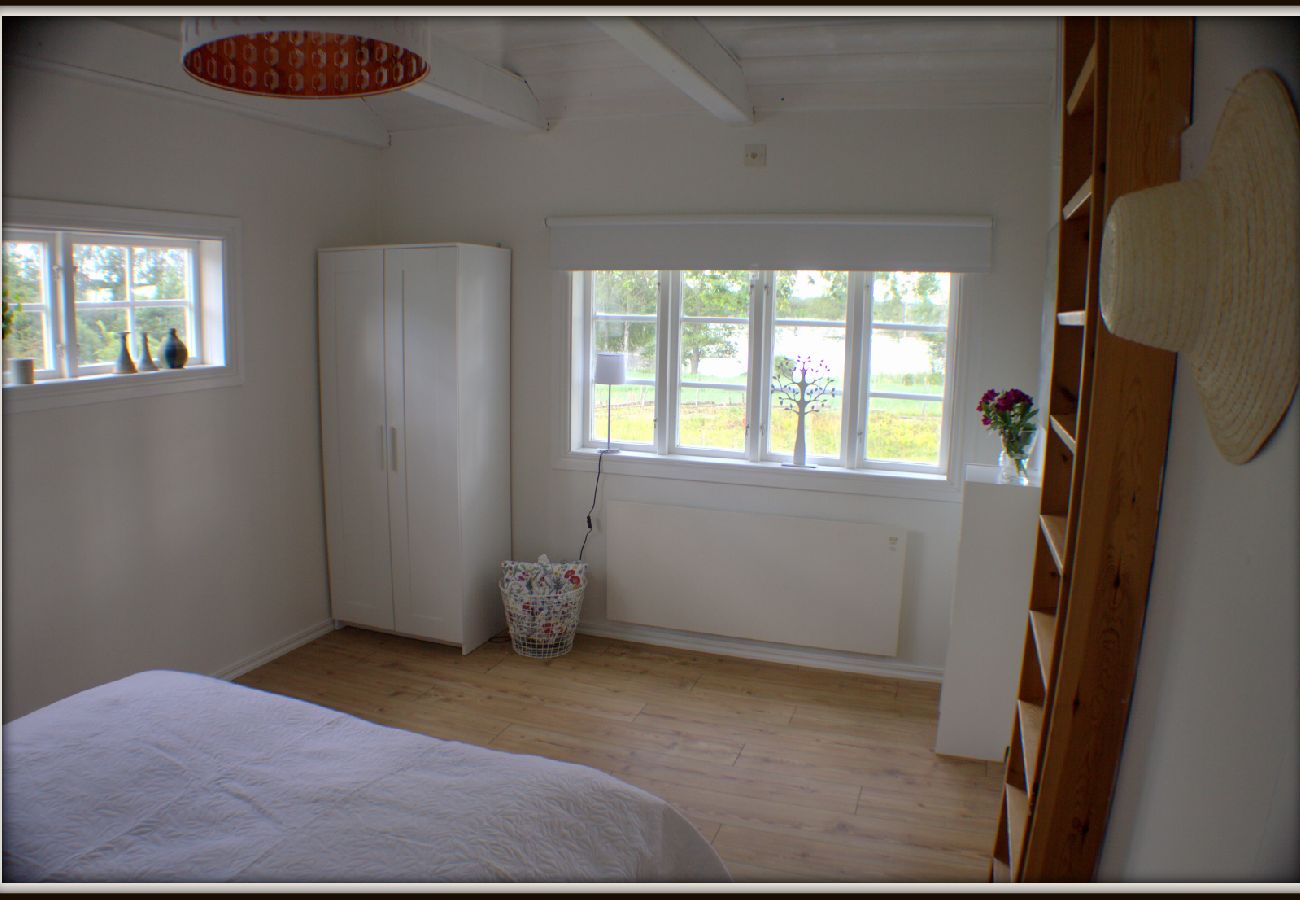 Ferienhaus in Lammhult - Ferienhaus mit Internet und Sauna und Boot am See Stråken in Småland
