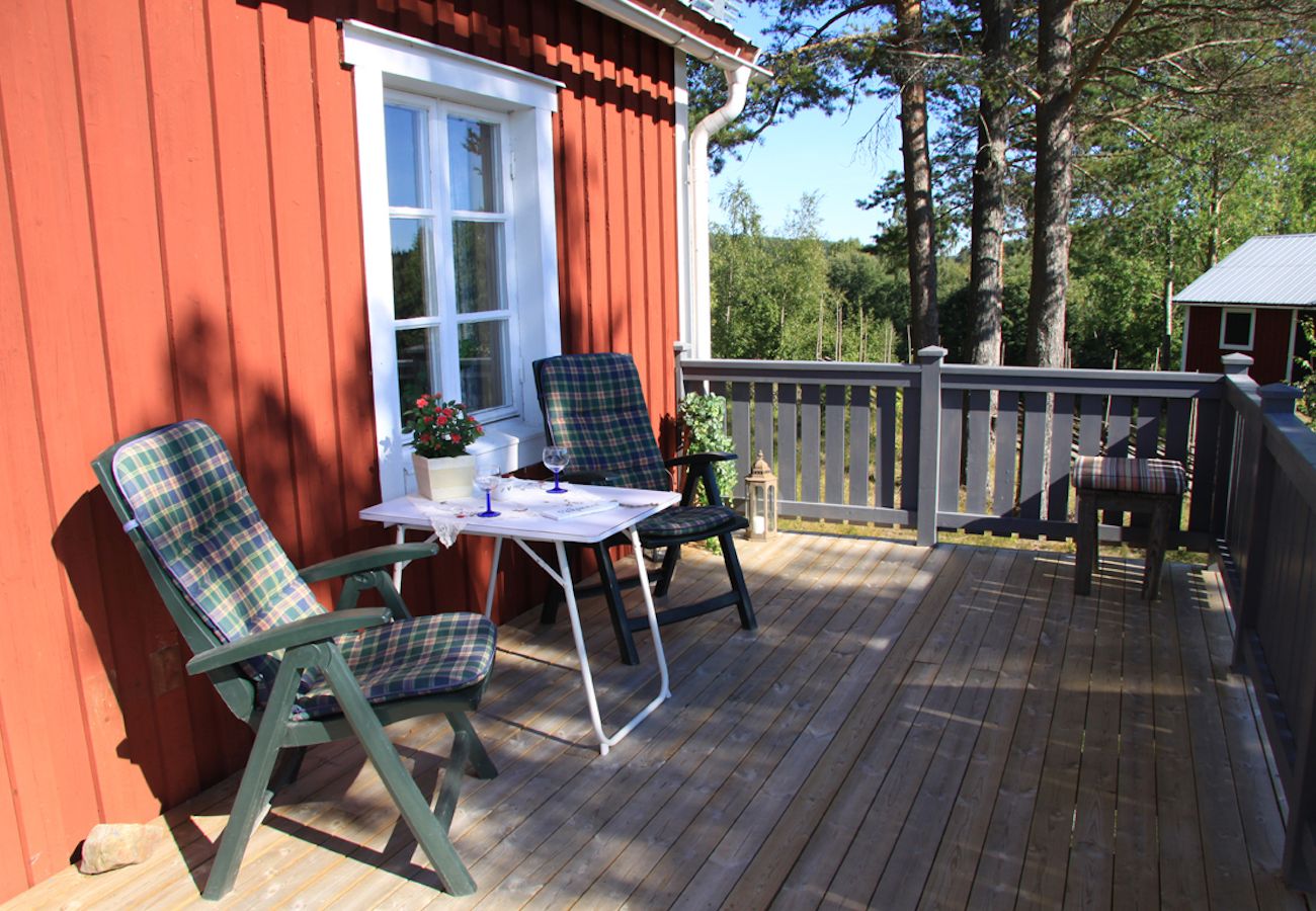 Ferienhaus in Ullånger - Urlaub an der Hohen Küste mit Seeblick