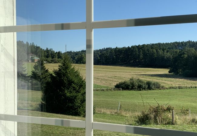 Ferienhaus in Mölnbo - Pferdehof mit Seeblick