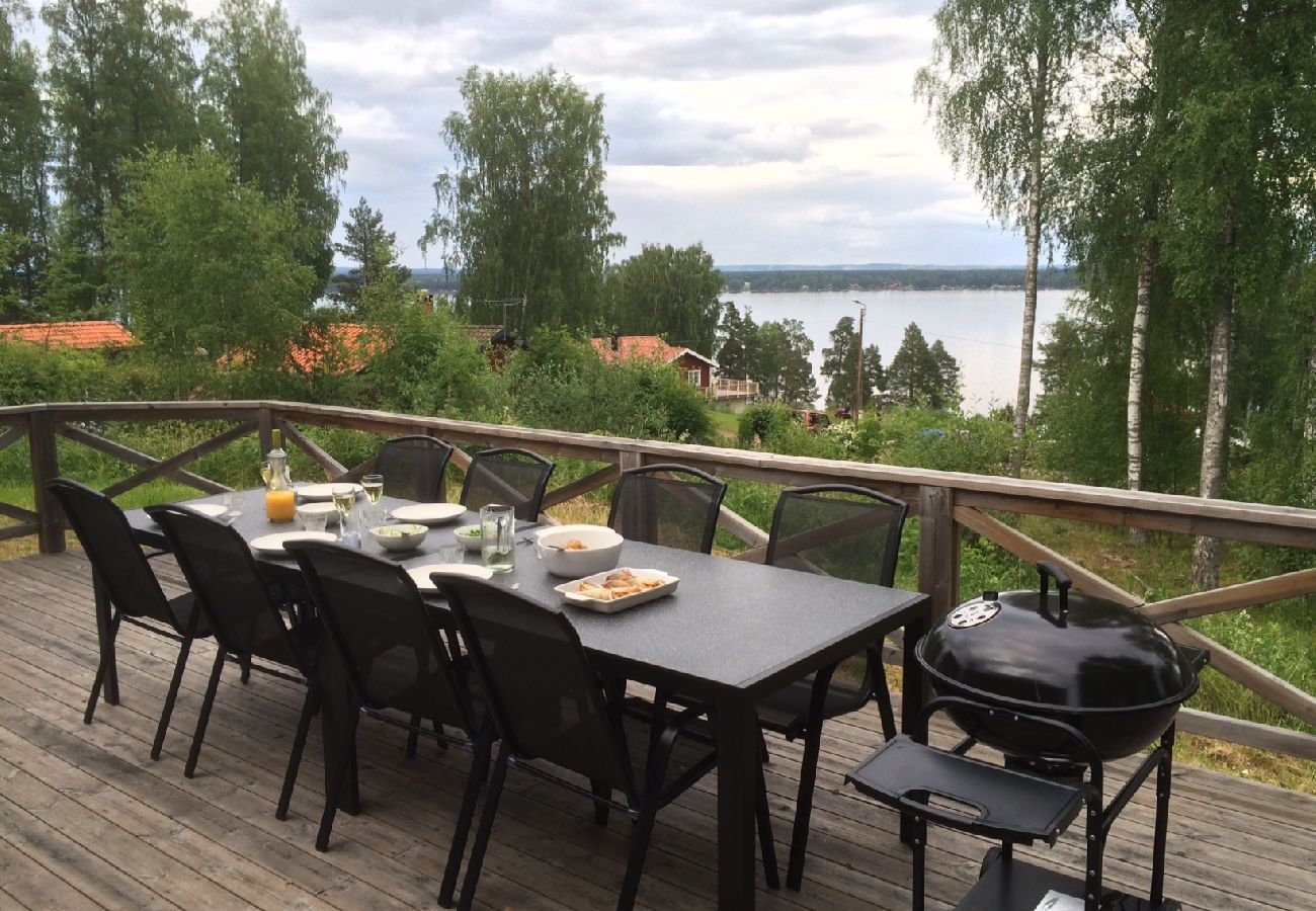Ferienhaus in Sollerön - Urlaub mit Seeblick auf den wunderschönen Siljansee