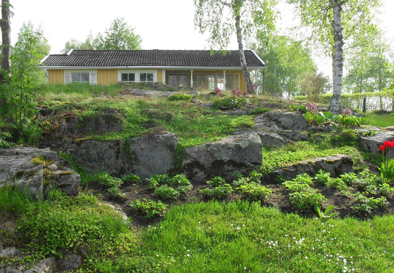 Ferienhaus in Torsö - Ferienhaus direkt am Vänernsee