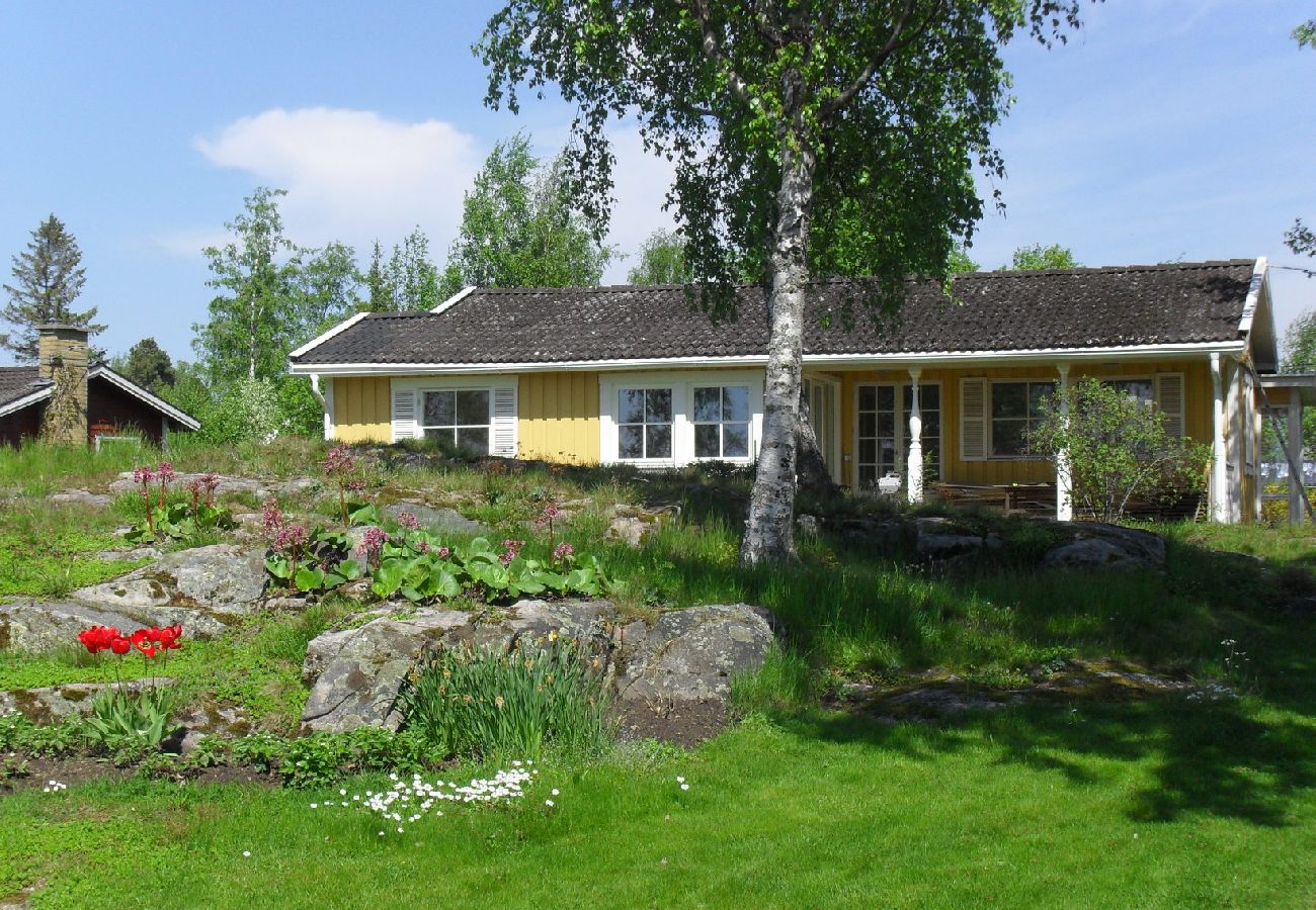 Ferienhaus in Torsö - Ferienhaus direkt am Vänernsee