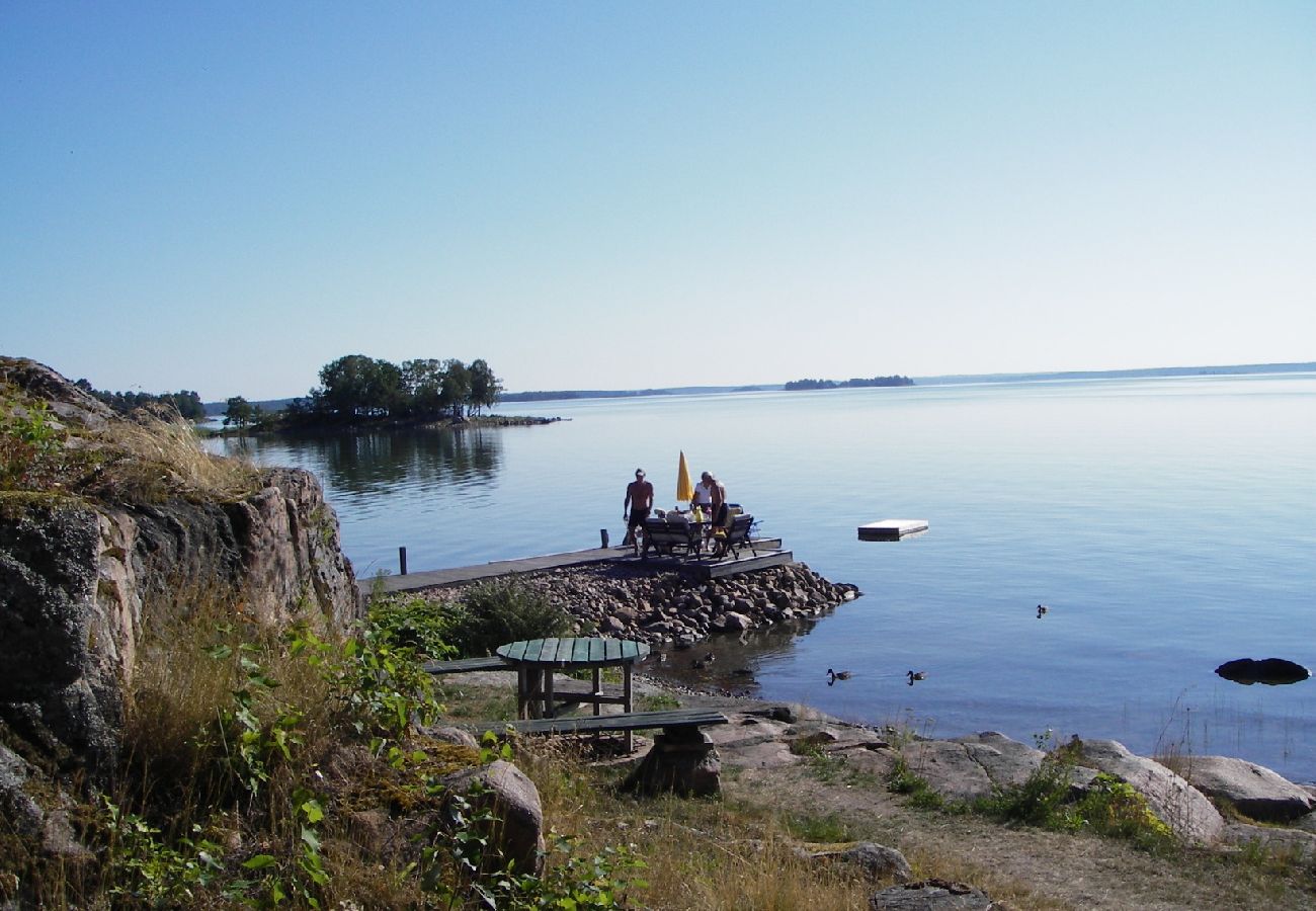 Ferienhaus in Torsö - Ferienhaus direkt am Vänernsee