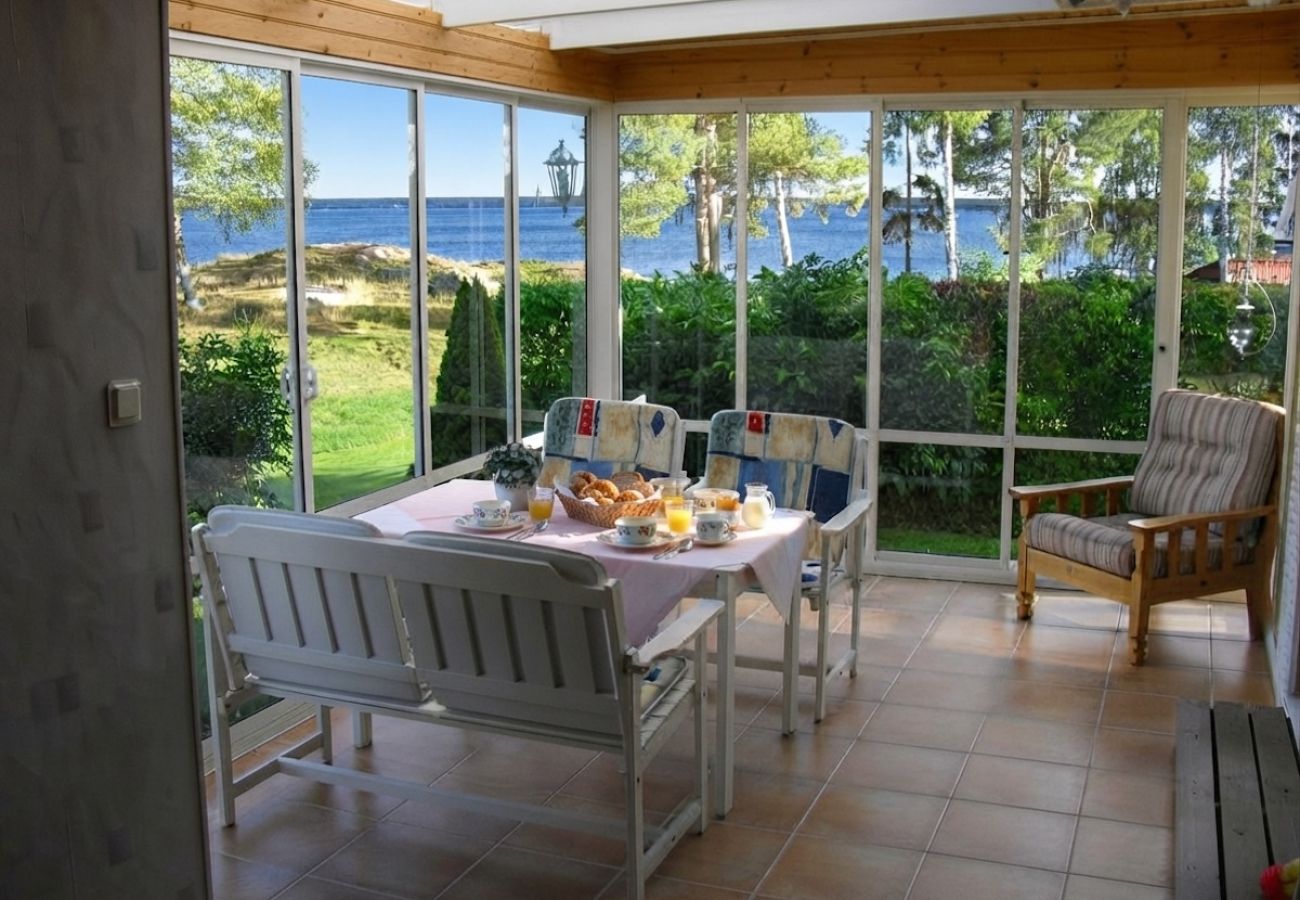Ferienhaus in Torsö - Ferienhaus direkt am Vänernsee