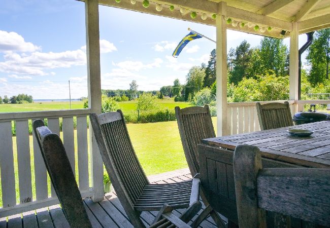 Ferienhaus in Hedesunda - Charmantes Ferienhaus unweit vom Ufer des  Dalälven