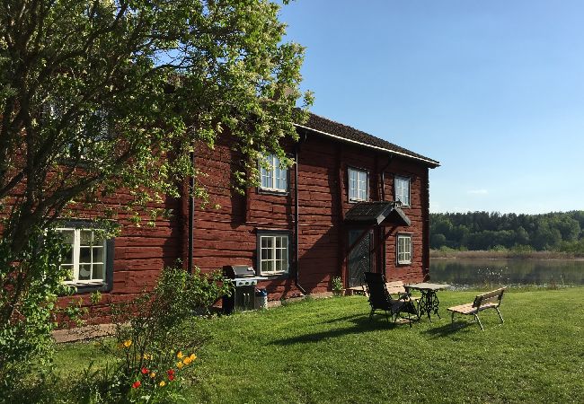 Ferienhaus in Strängnäs - Traumurlaub direkt am Mälarensee im Ferienhaus