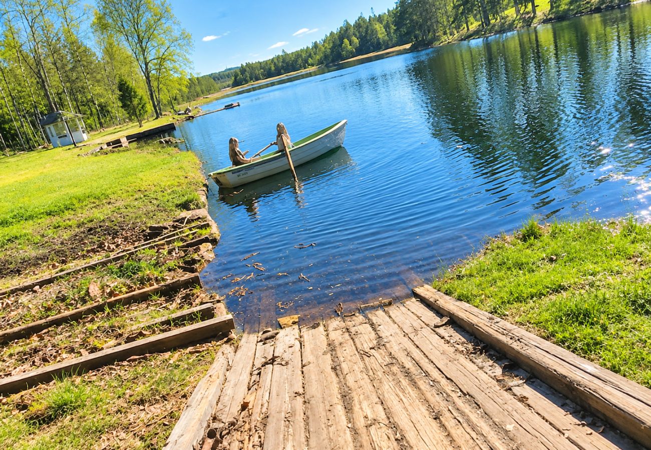 Ferienhaus in Tranemo - Ferienhaus am See und 15 Minuten vom Skigebiet Isaberg