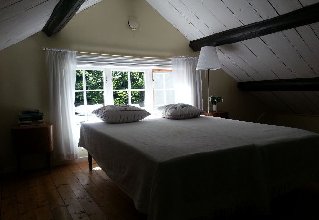 Ferienhaus in Skinnskatteberg - Ferienhaus direkt am See in Bergslagen mit Sauna und Boot Ferienhaus in Skinnskatteberg - Ferienhaus direkt am See in Bergslagen mit Sauna und Boot