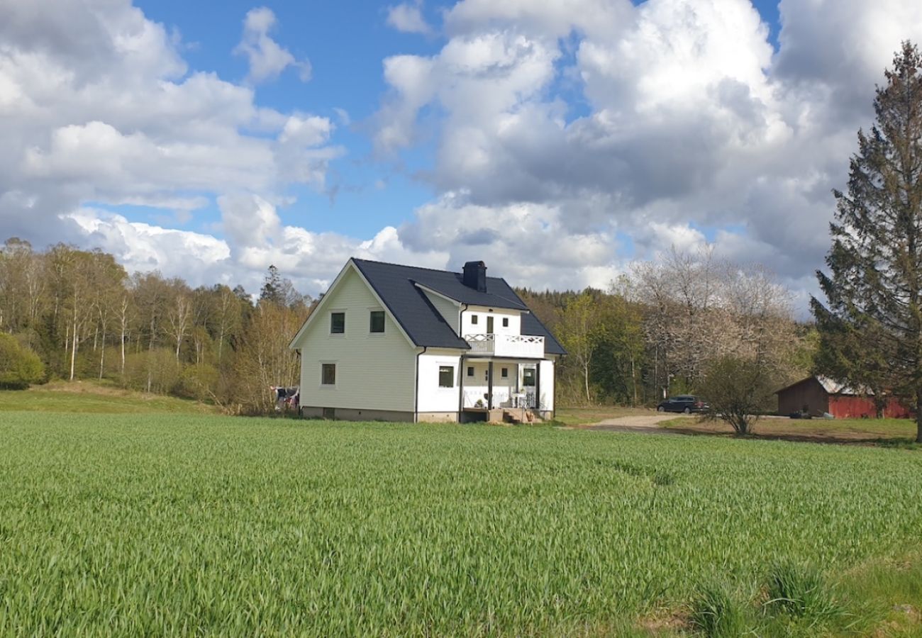 Ferienhaus in Karl Gustav - Grosses Ferienhaus mit Sauna zwischen 4 Seen