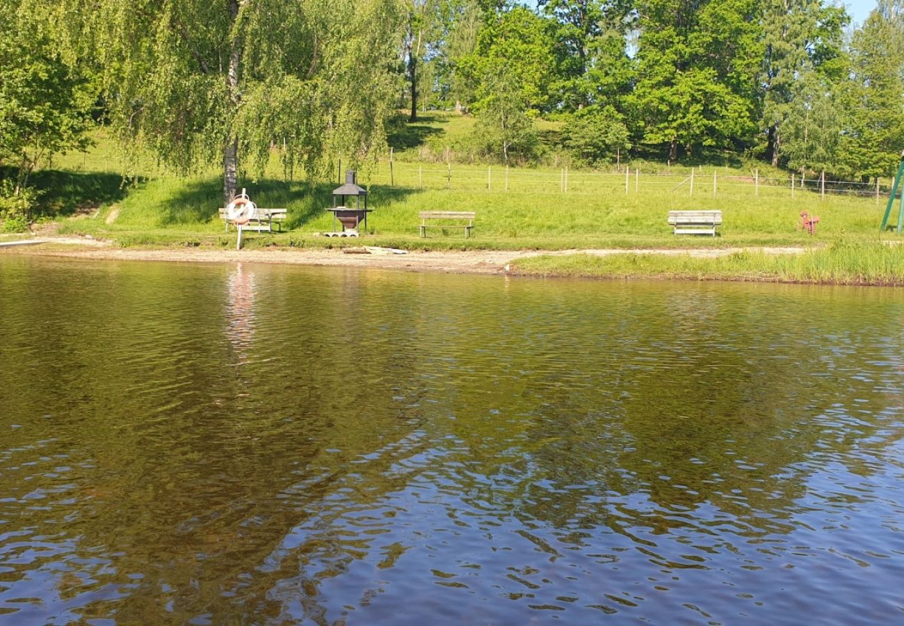 Ferienhaus in Karl Gustav - Grosses Ferienhaus mit Sauna zwischen 4 Seen