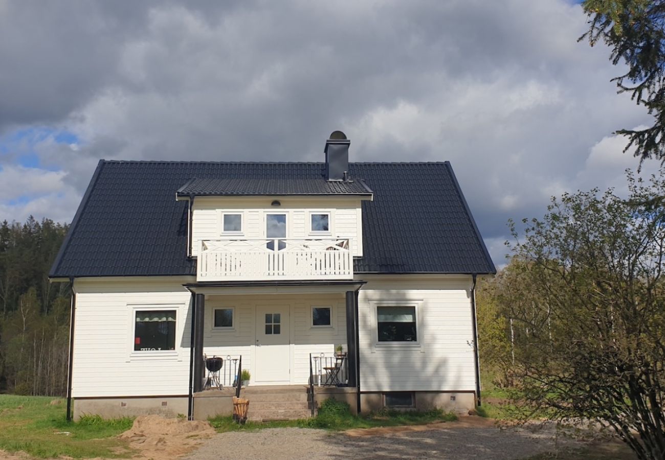 Ferienhaus in Karl Gustav - Grosses Ferienhaus mit Sauna zwischen 4 Seen