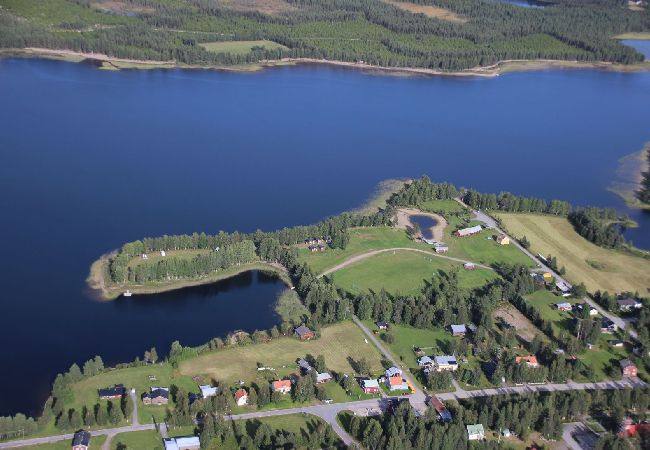 Ferienhaus in Gargnäs - Schönes Blockhaus im Herzen Lapplands Ferienhaus in Gargnäs - Schönes Blockhaus im Herzen Lapplands