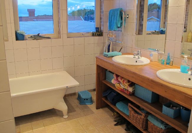 Ferienhaus in Västra Frölunda - Schöne Privatvilla unweit von Göteborgs Zentrum Ferienhaus in Västra Frölunda - Schöne Privatvilla unweit von Göteborgs Zentrum