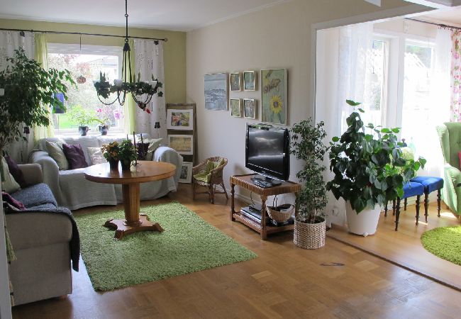 Ferienhaus in Västra Frölunda - Schöne Privatvilla unweit von Göteborgs Zentrum Ferienhaus in Västra Frölunda - Schöne Privatvilla unweit von Göteborgs Zentrum