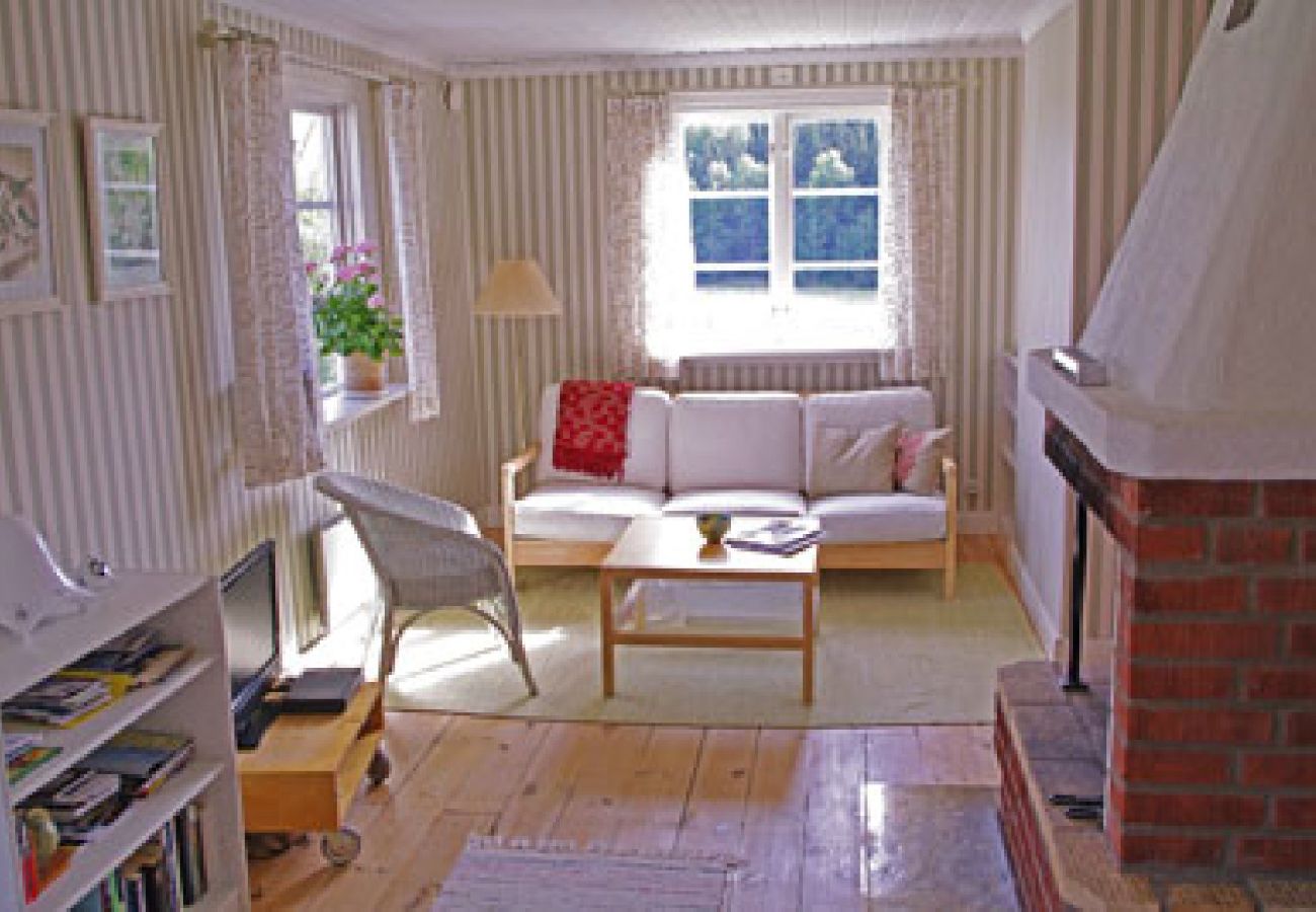 Ferienhaus in Malmköping - Gemütliches Ferienhaus zwischen Wiesen und Weiden im Land der Schlösser und Herrensitze