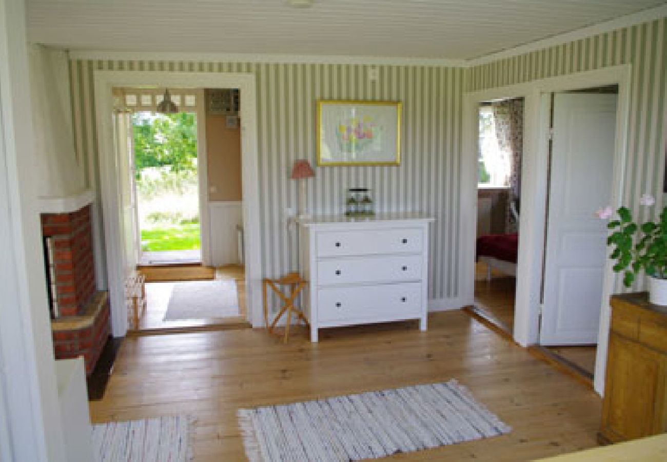 Ferienhaus in Malmköping - Gemütliches Ferienhaus zwischen Wiesen und Weiden im Land der Schlösser und Herrensitze