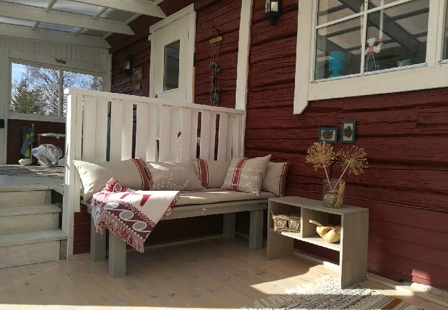 Ferienhaus in Trehörningsjö - Natururlaub direkt am See im Ångermanland