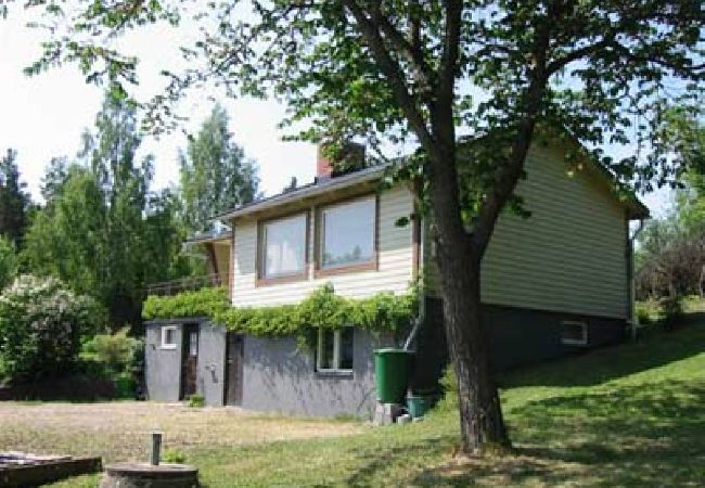 Ferienhaus in Uppsala - Kilometerweite Aussicht über Hammarskog