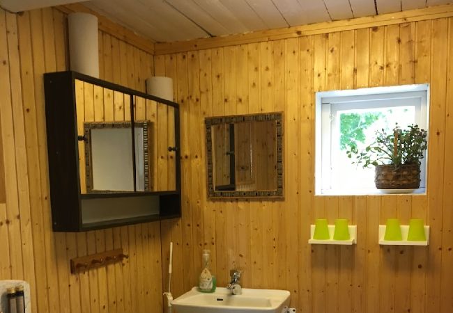 Ferienhaus in Aspabruk - Ferienhaus mitten im Wald von Trived zwischen zwei Seen Ferienhaus in Aspabruk - Ferienhaus mitten im Wald von Trived zwischen zwei Seen