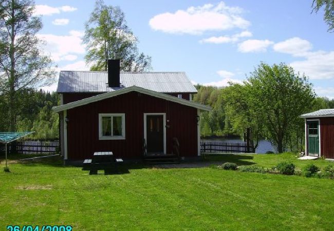 Ferienhaus in Näsåker - Schönes Ferienhaus am Ufer des Ångermanälven