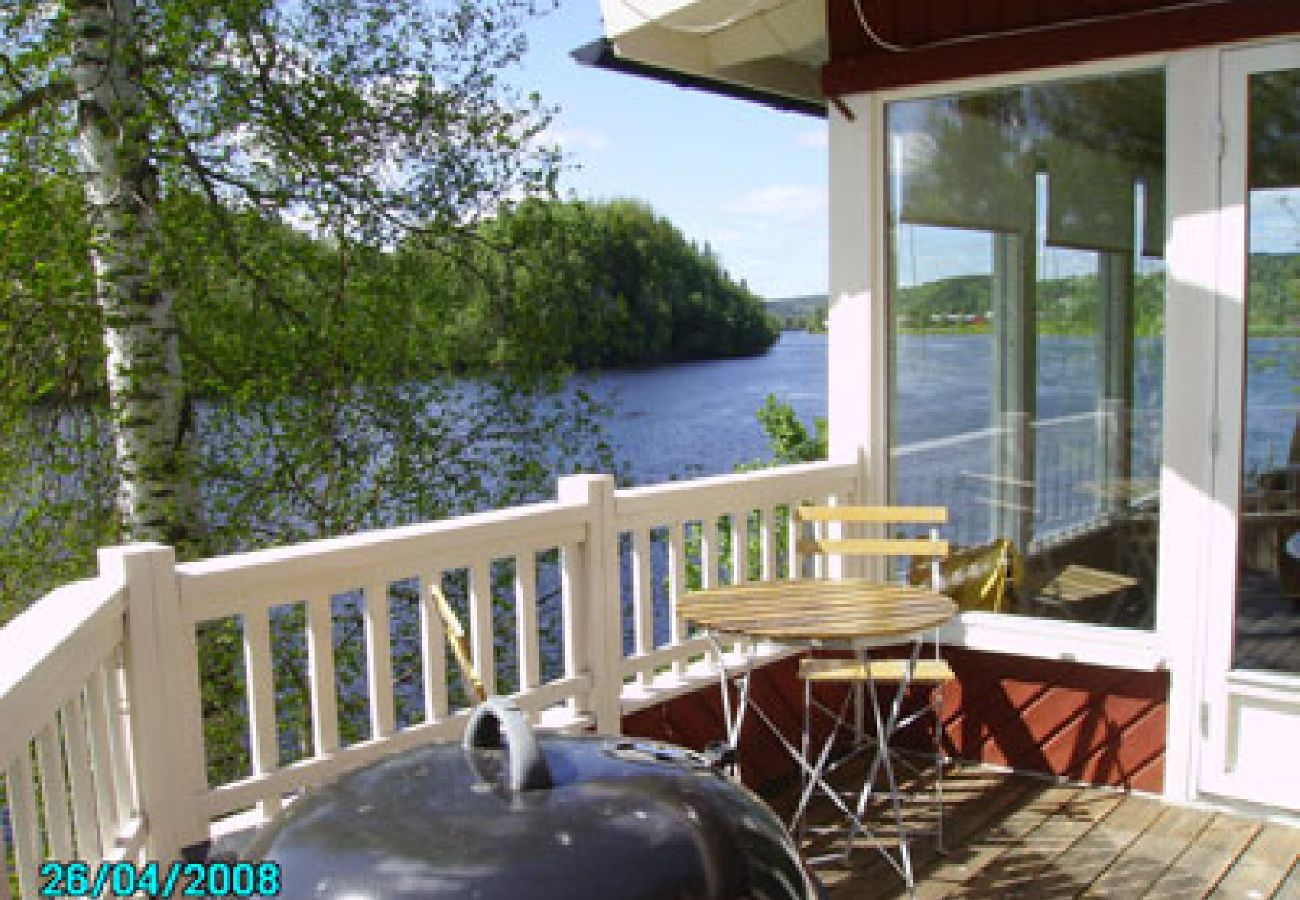 Ferienhaus in Näsåker - Schönes Ferienhaus am Ufer des Ångermanälven