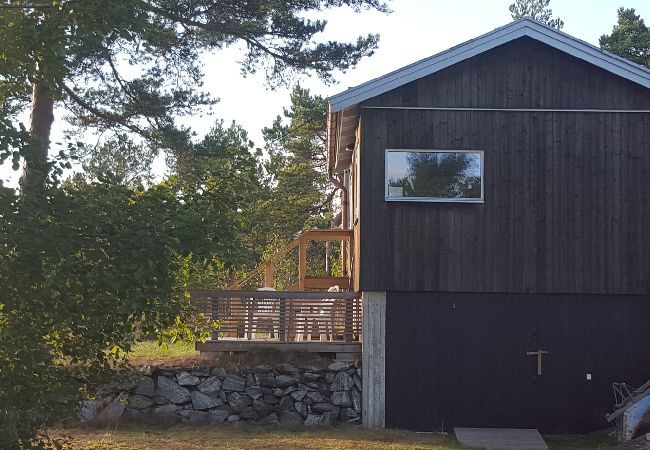 Ferienhaus in Tyresö - Schönes Ferienhaus in den Stockholmer Schären mit Motorboot und schnellem Internet 