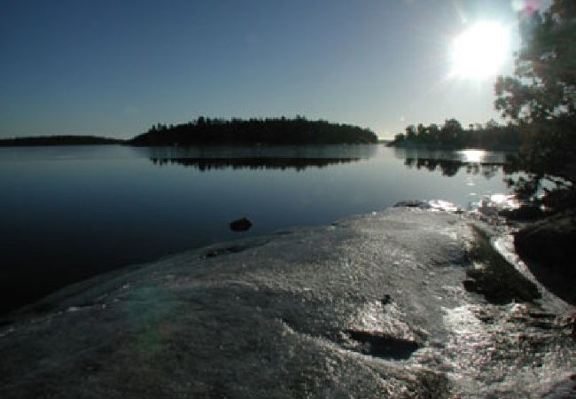 Ferienhaus in Tyresö - Schönes Ferienhaus in den Stockholmer Schären mit Motorboot und schnellem Internet 