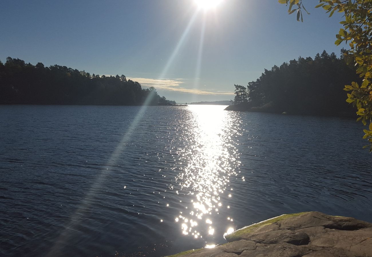 Ferienhaus in Tyresö - Schönes Ferienhaus in den Stockholmer Schären mit schnellem Internet 