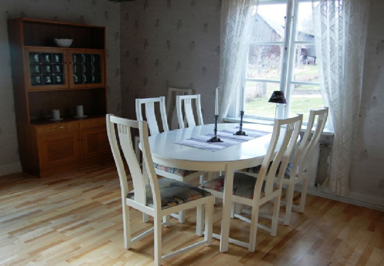 Ferienhaus in Ydre - Ferienhaus am See Östra Lägern mit eigenem Ruderboot