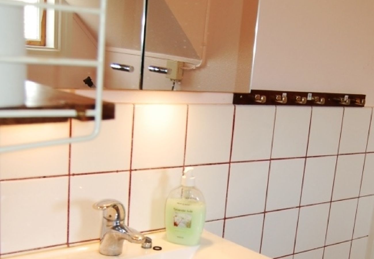 Ferienhaus in Ydre - Ferienhaus am See Östra Lägern mit eigenem Ruderboot