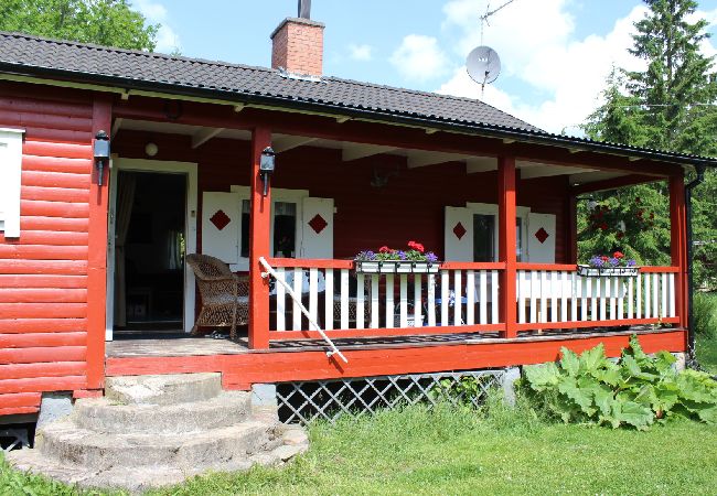 Ferienhaus in Lekeryd - Wunderbares Ferienhaus auf einem Seegrundstück in Småland
