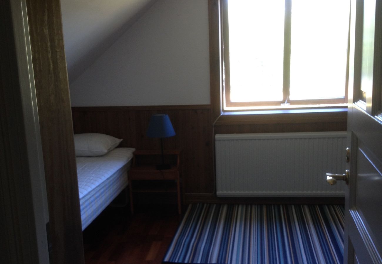 Ferienhaus in Köpmannebro - Einzigartiges Ferienhaus 40 Meter vom Wasser