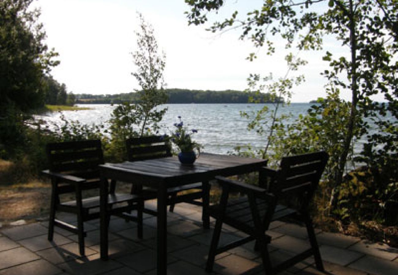 Ferienhaus in Motala - Ferienhaus am Strand des Vätternsees