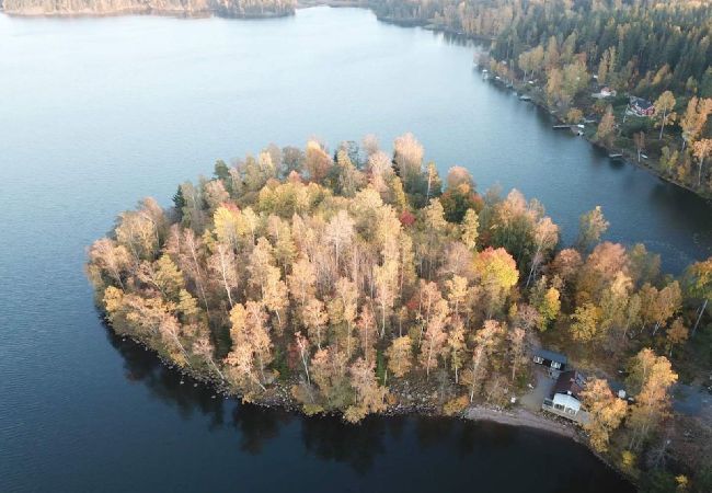 Ferienhaus in Näshulta - Direkt am See mit eigener Badestelle