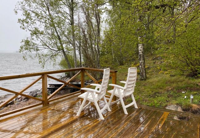 Ferienhaus in Näshulta - Direkt am See mit eigener Badestelle