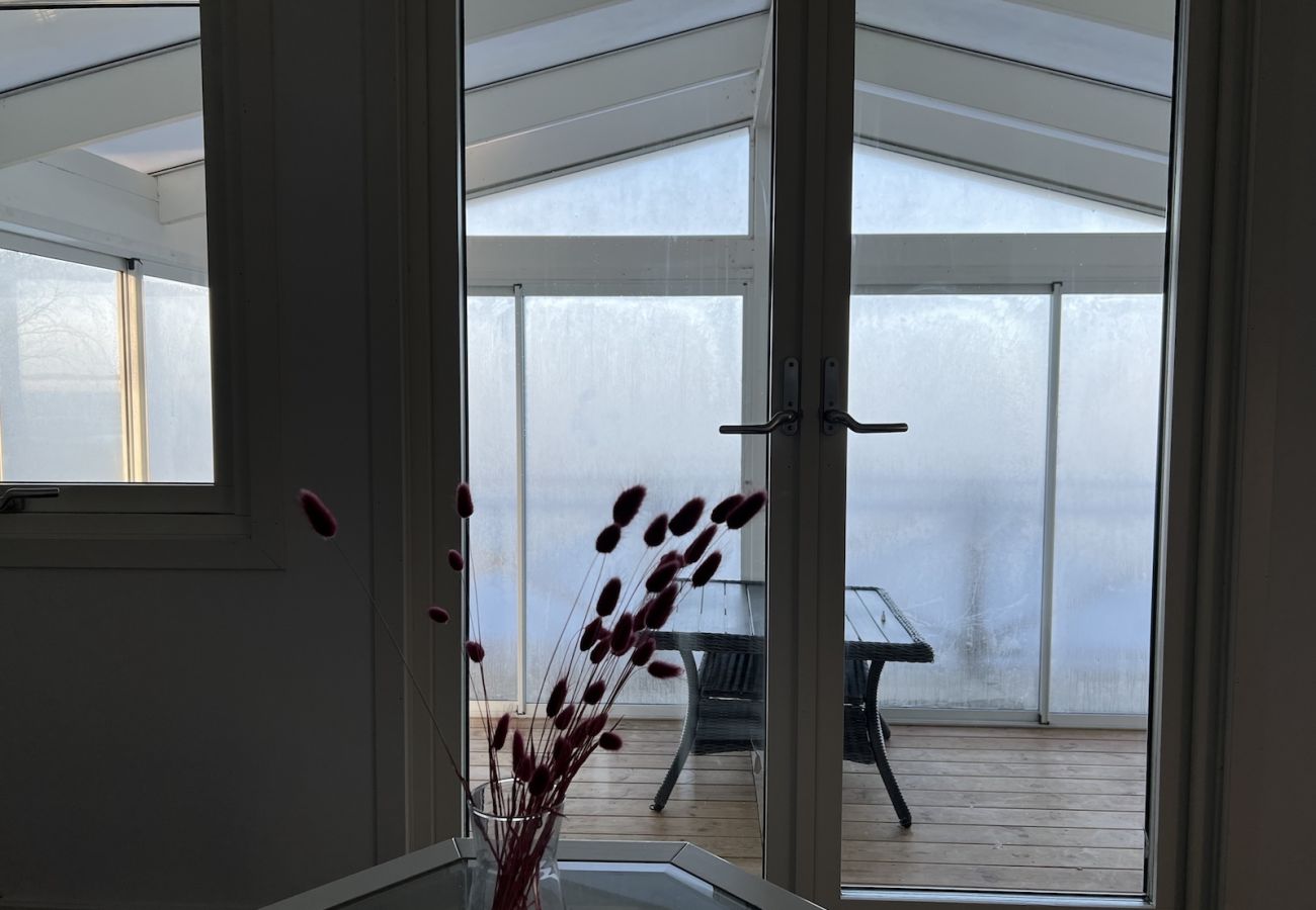 Ferienhaus in Näshulta - Ferienhaus sirekt am See mit eigener Badestelle