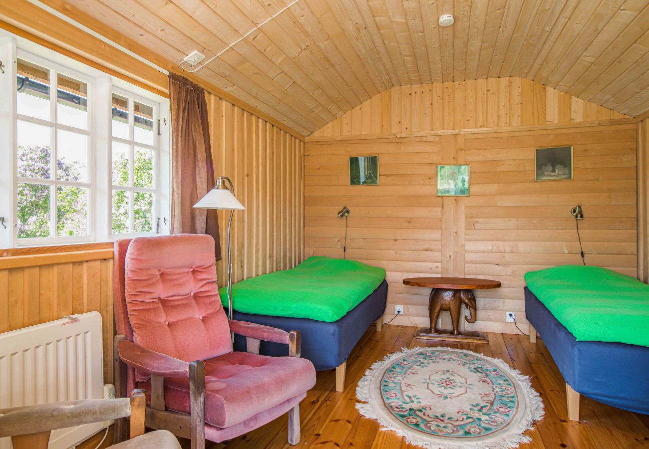 Ferienhaus in Gränna - Gemütliche Ferienhaus direkt am See unweit von Gränna