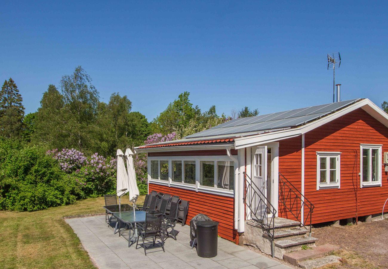 Ferienhaus in Gränna - Gemütliche Ferienhaus am See unweit von Gränna