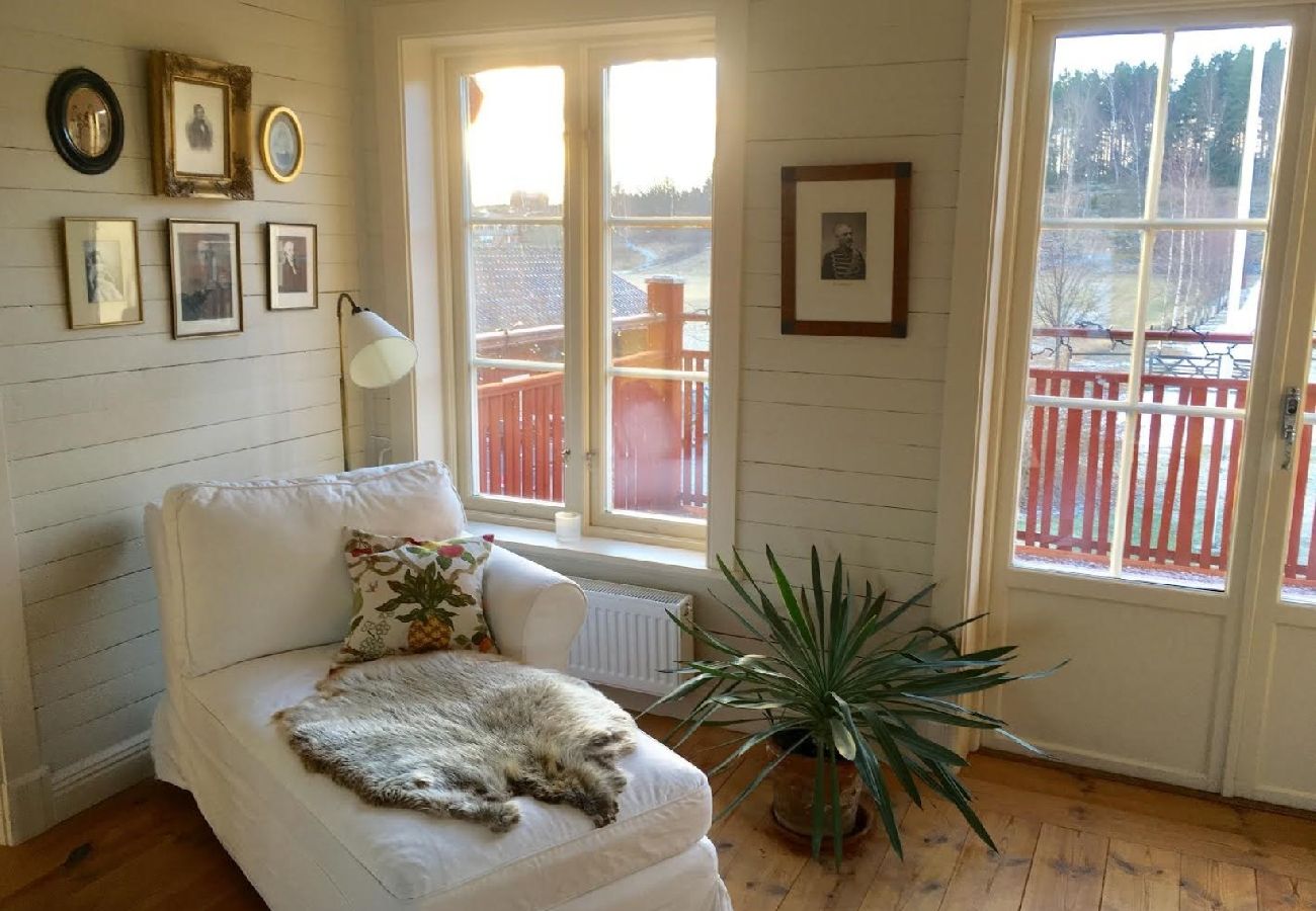 Ferienhaus in Gnesta - Traumurlaub am See auf einem Herrengut in Sörmland