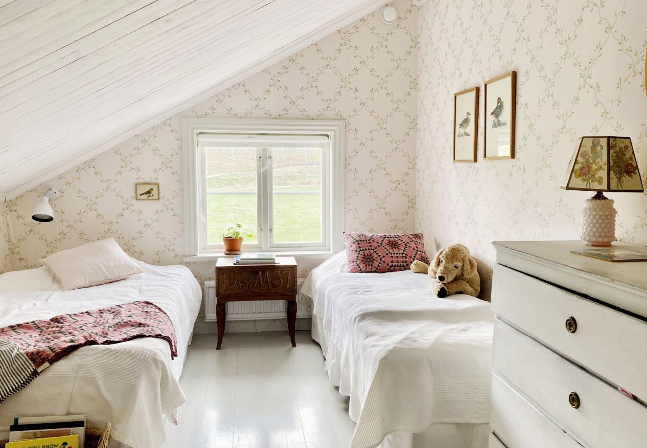Ferienhaus in Gnesta - Traumurlaub am See auf einem Herrengut in Sörmland