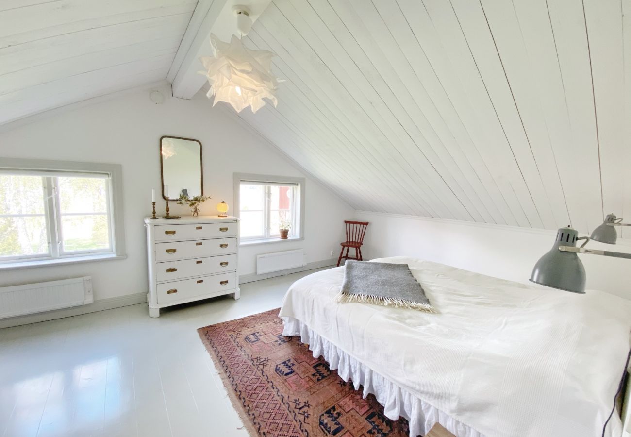 Ferienhaus in Gnesta - Traumurlaub am See auf einem Herrengut in Sörmland