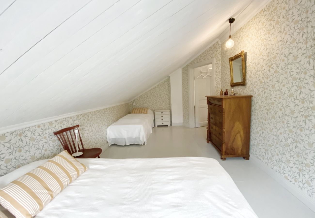 Ferienhaus in Gnesta - Traumurlaub am See auf einem Herrengut in Sörmland