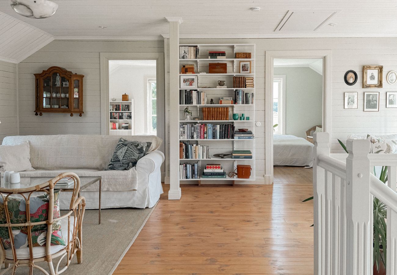 Ferienhaus in Gnesta - Traumurlaub am See auf einem Herrengut in Sörmland
