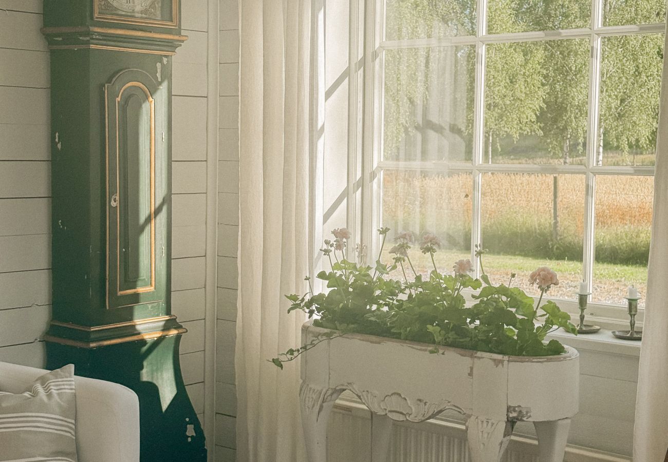 Ferienhaus in Gnesta - Traumurlaub am See auf einem Herrengut in Sörmland