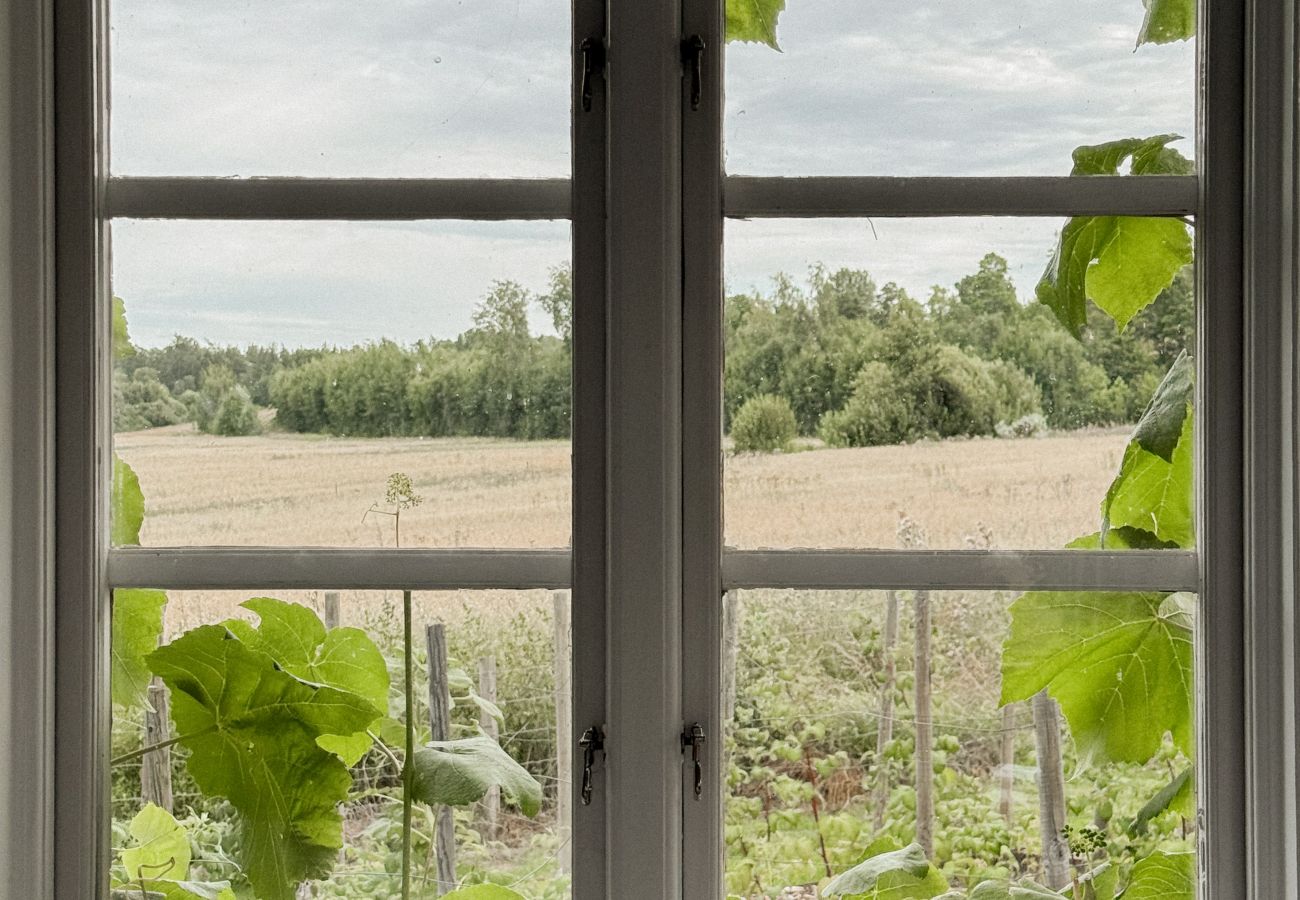 Ferienhaus in Gnesta - Traumurlaub am See auf einem Herrengut in Sörmland